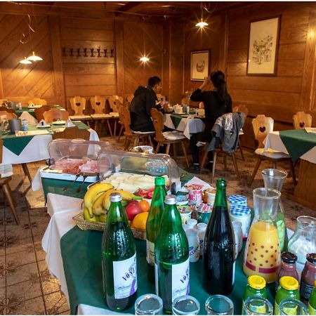 Gasthof Weingrill Friesach  エクステリア 写真